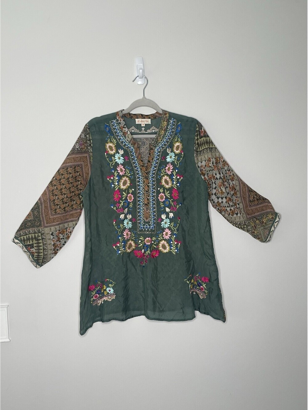 All About Her Womens M Peasant Tunic Embroidered Boho Festival Gypsy Floral